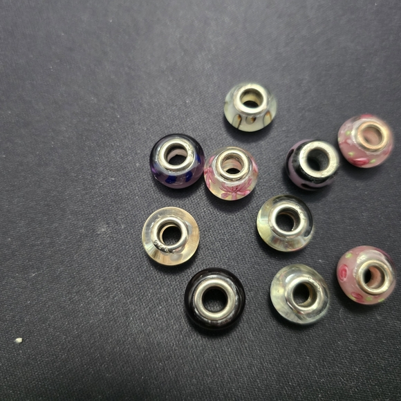 Colorful Glass Bead Set - Picture 2 of 3